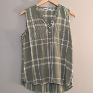 Mountain Khakis Green Plaid Sleeveless Women's Top